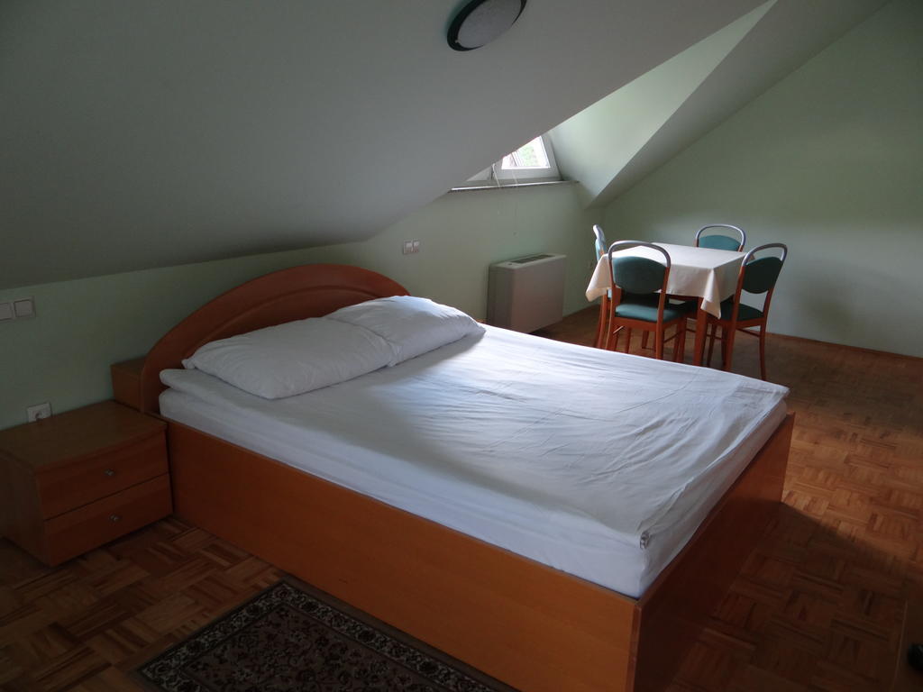 Rooms Hochkraut Cilli Szoba fotó
