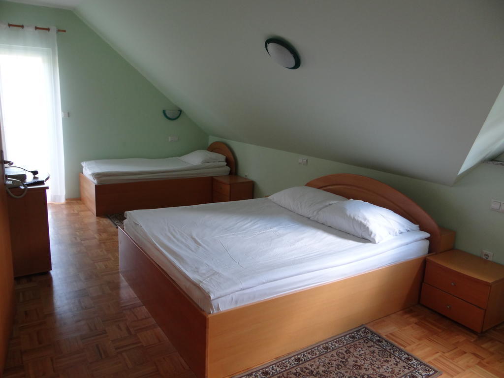 Rooms Hochkraut Cilli Szoba fotó